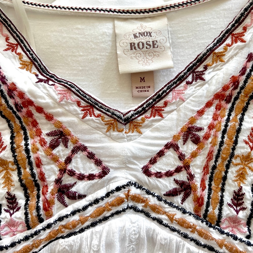 Embroidered Blouse - Picture 3 of 3